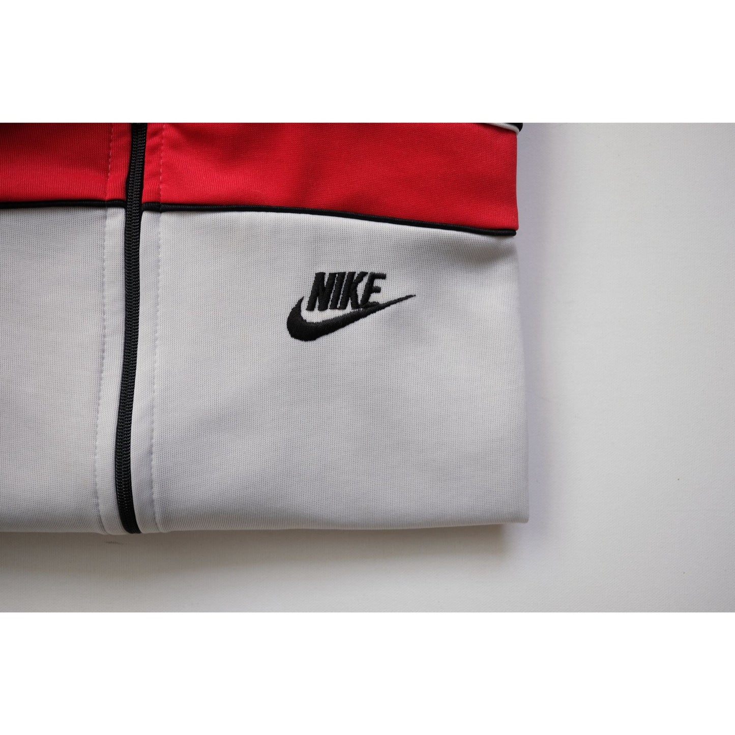 NIKE SPORTSWEAR 80s GRAY TRACK JACKET SZ M